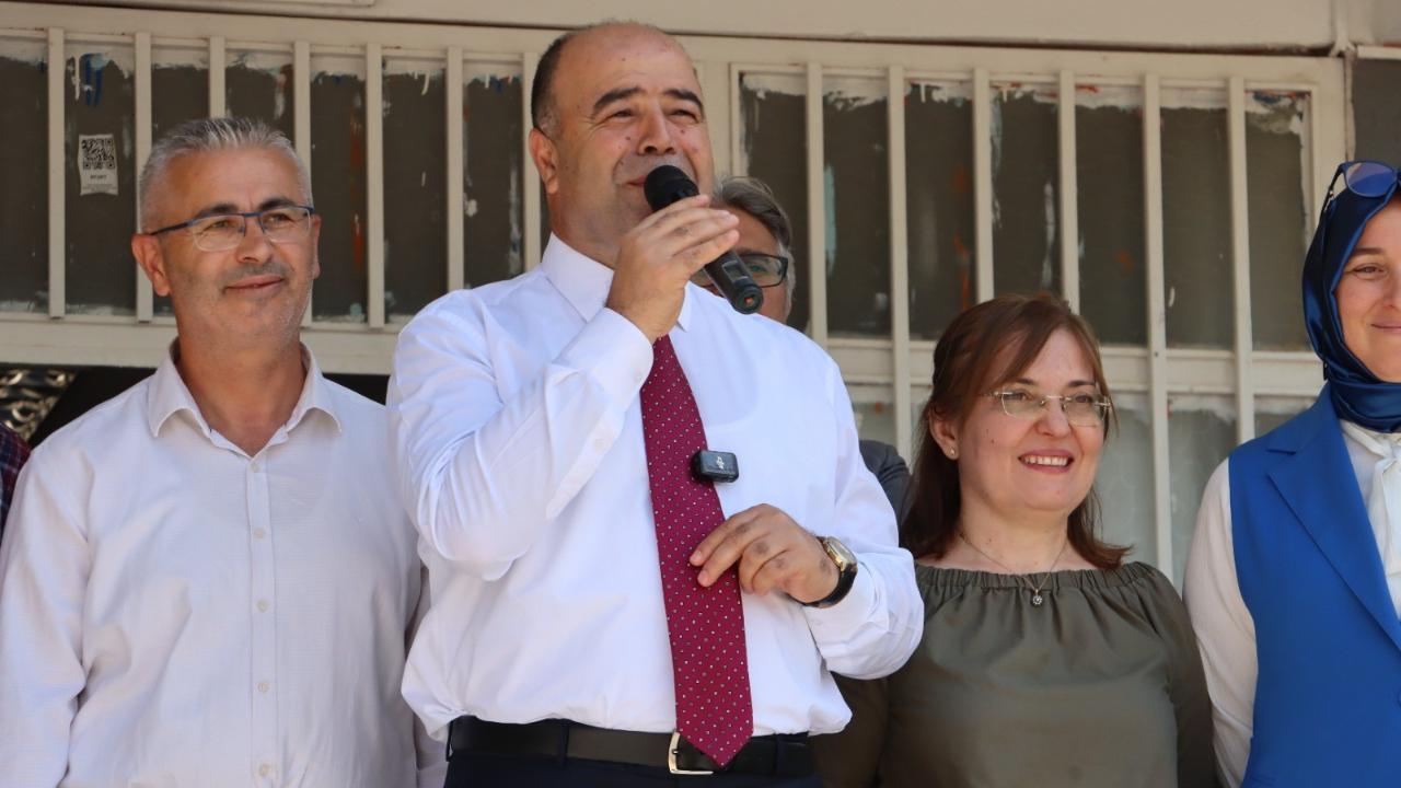 BAŞKAN ÇİFTÇİ ÖĞRENCİLERİN KARNE SEVİNCİNE ORTAK OLDU!